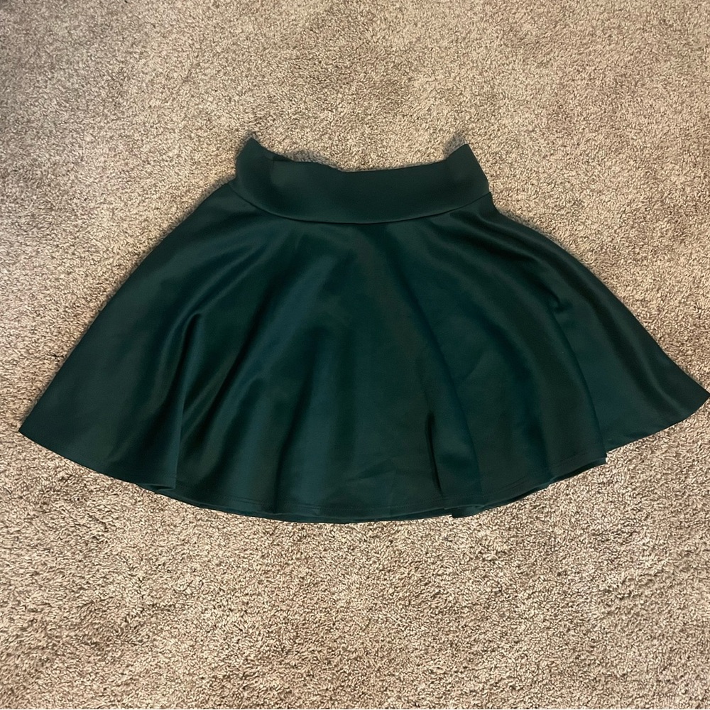 Green skirt from Simlu